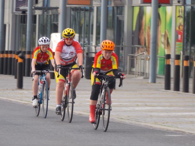 Round 3 of youth criterium league